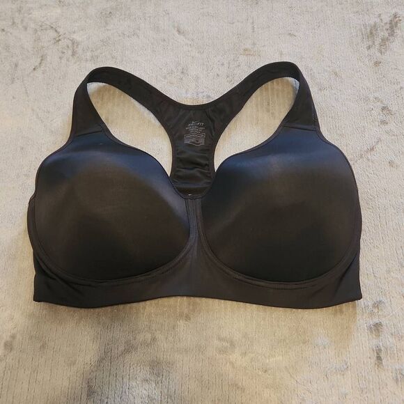 NIKE RIVAL HIGH-SUPPORT MOLDED CUP UNDERWIRE SPORTS BRA Size 36DD Black - Picture 1 of 4
